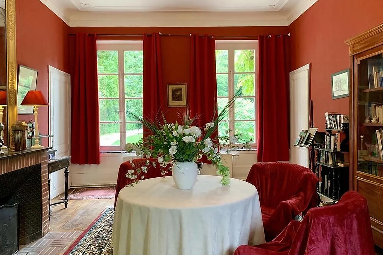 Lieux événementiels, LA TOUR BLANCHE