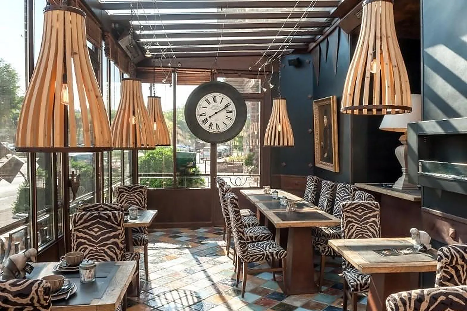 Lieux événementiels, LA TOUR COCOONING