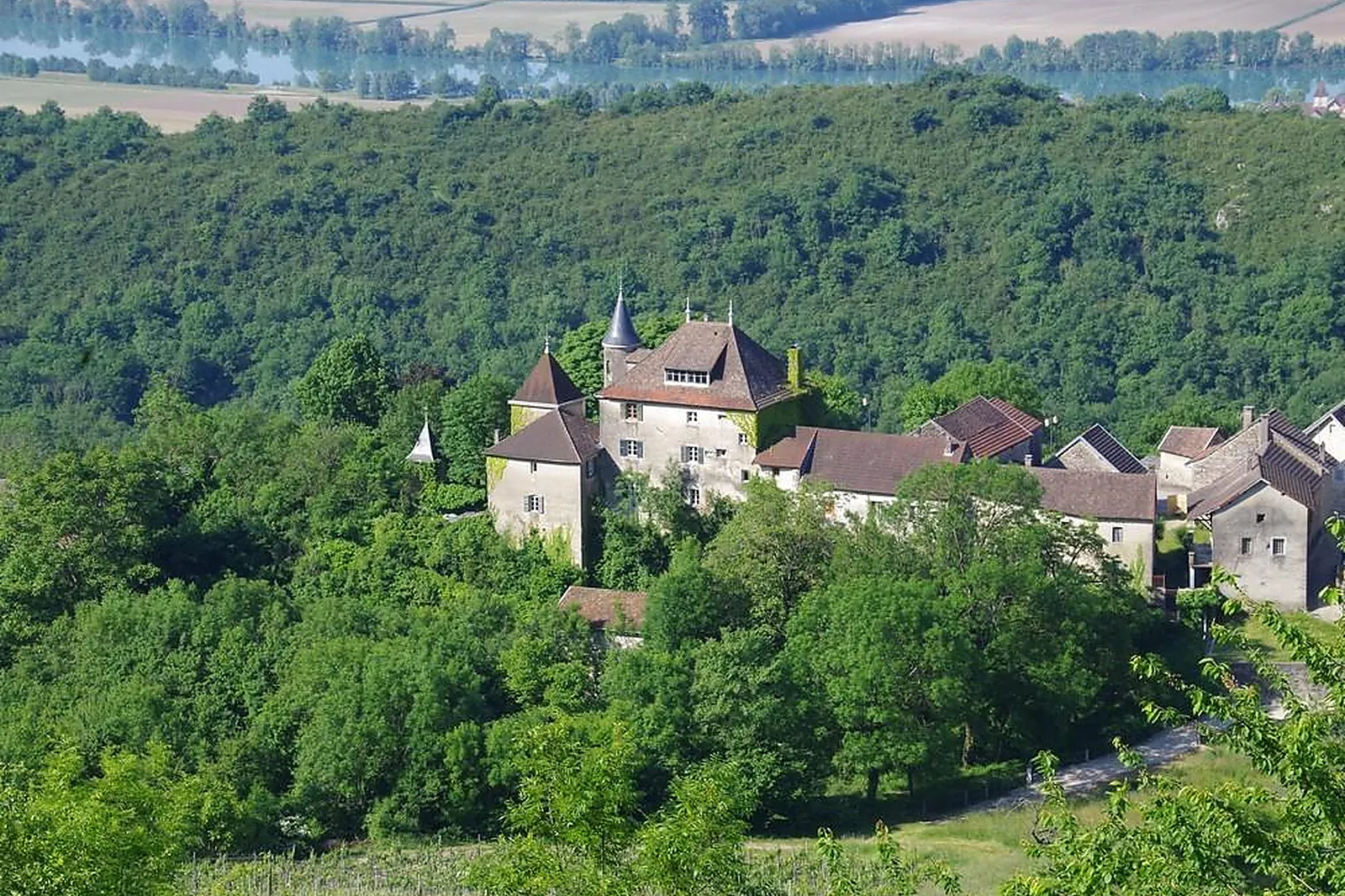 Lieux événementiels, LA TOUR D'ONCIN
