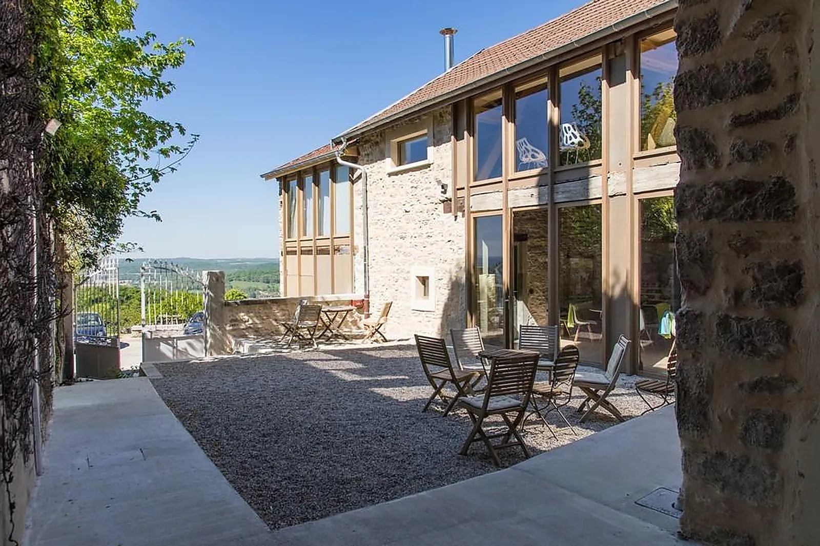 Lieux événementiels, LA TOUR D'ONCIN