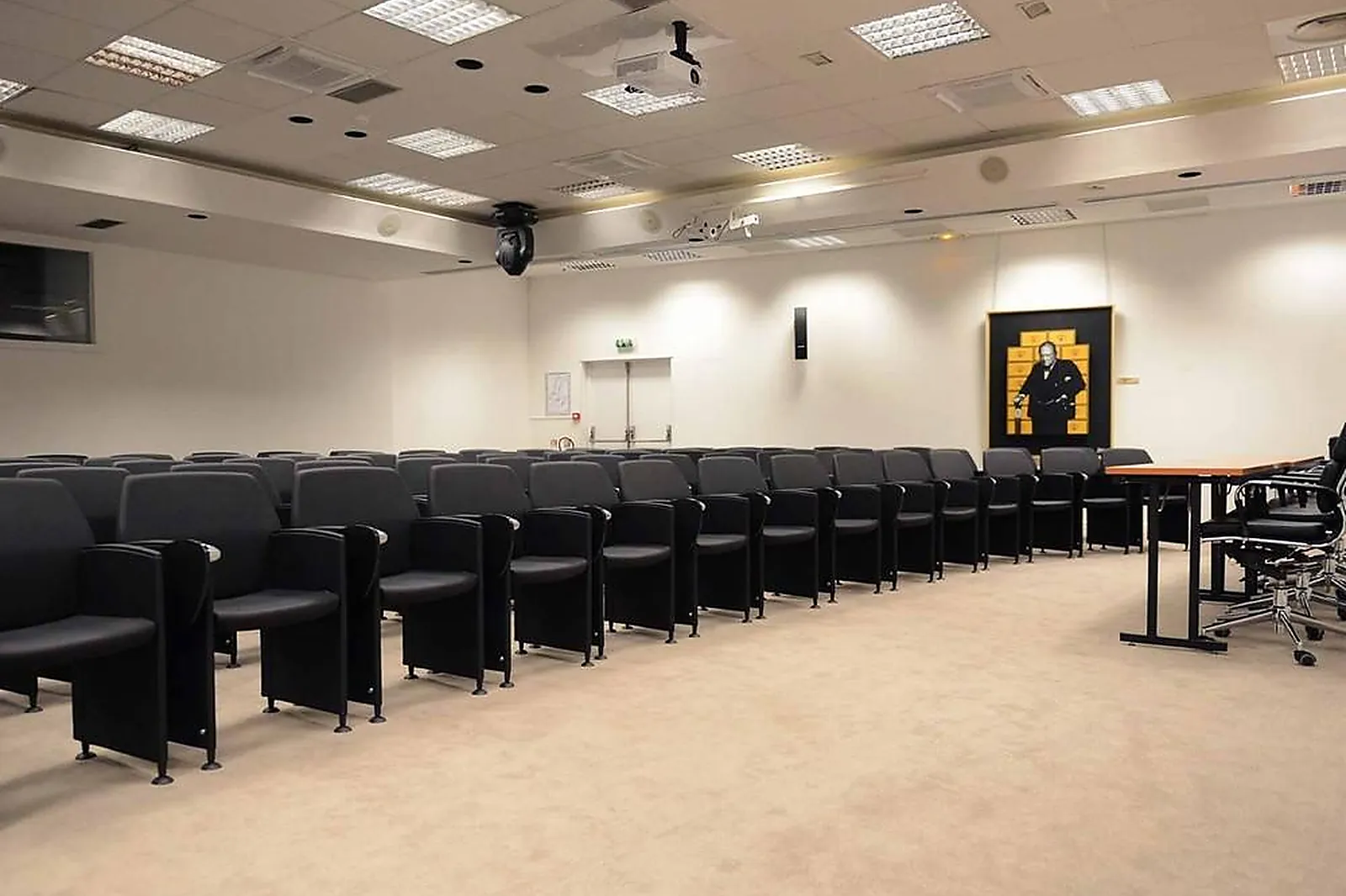 Lieux événementiels, LA VAGUE DE SAINT-PAUL