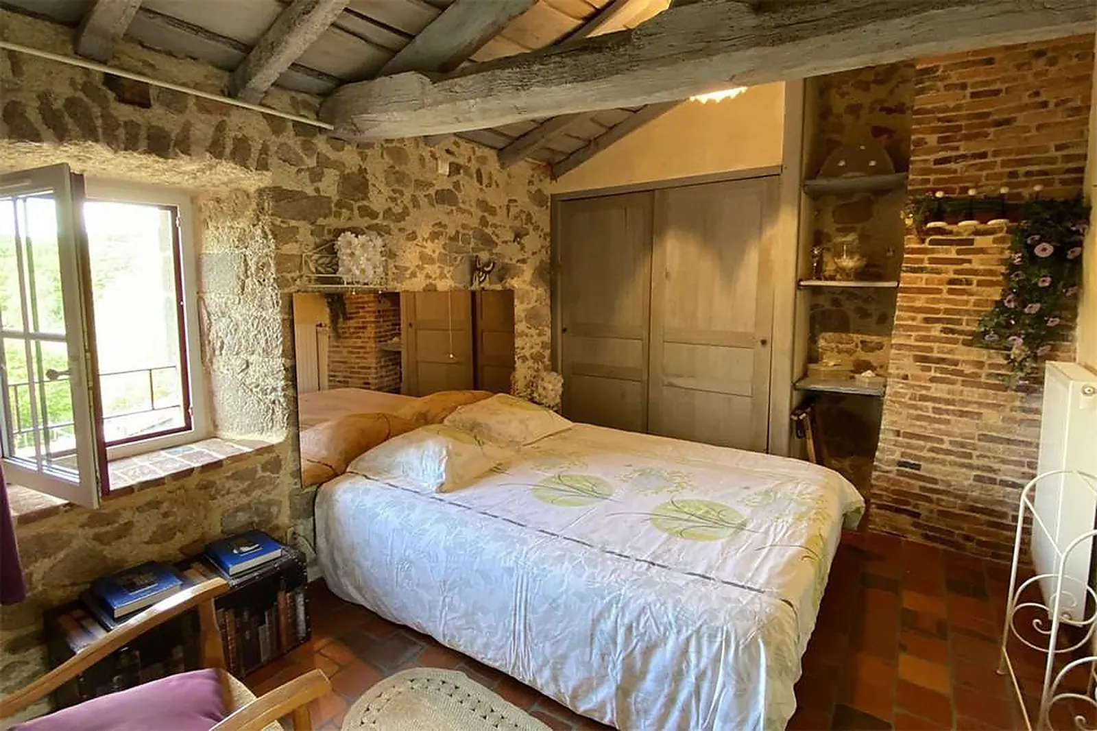 Lieux événementiels, LA VALLÉE DE LA ROCHE