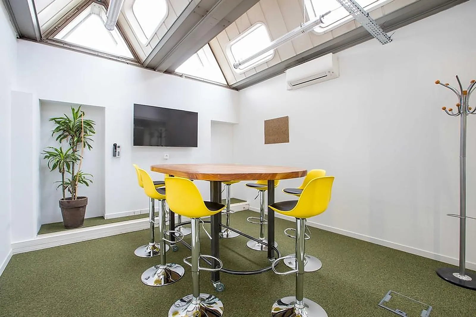 Lieux événementiels, LA VALLÉE DES ENTREPRENEURS - BEEV'UP