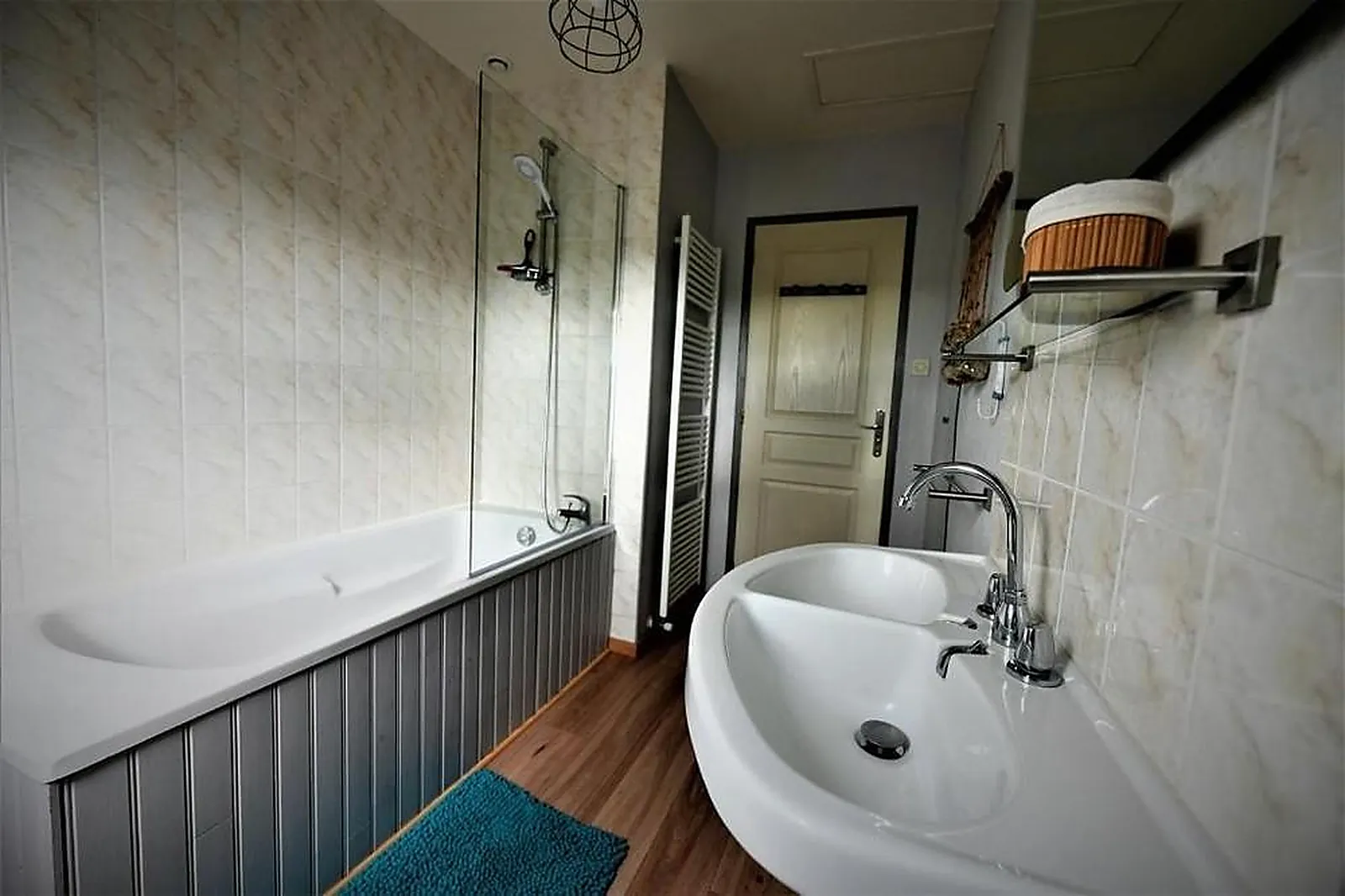 Lieux événementiels, LA VALLÉE DU LAUNAY