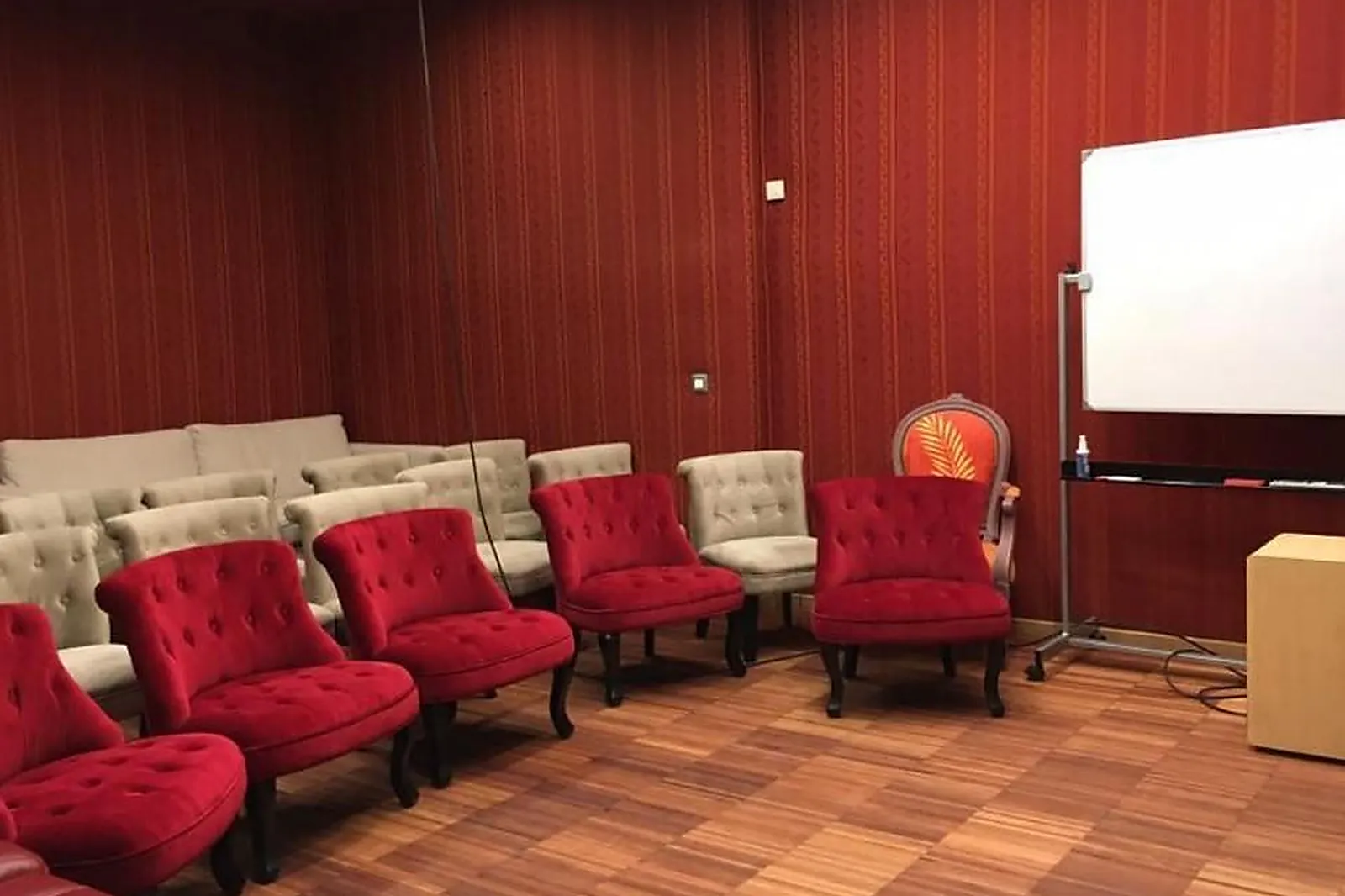 Lieux événementiels, LA VERRIÈRE NICE