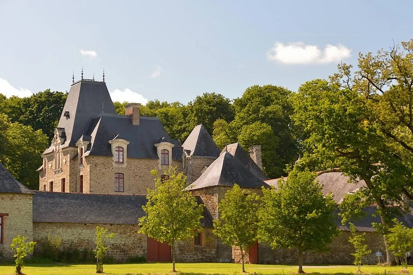 Lieux événementiels, LA VILLEQUENO