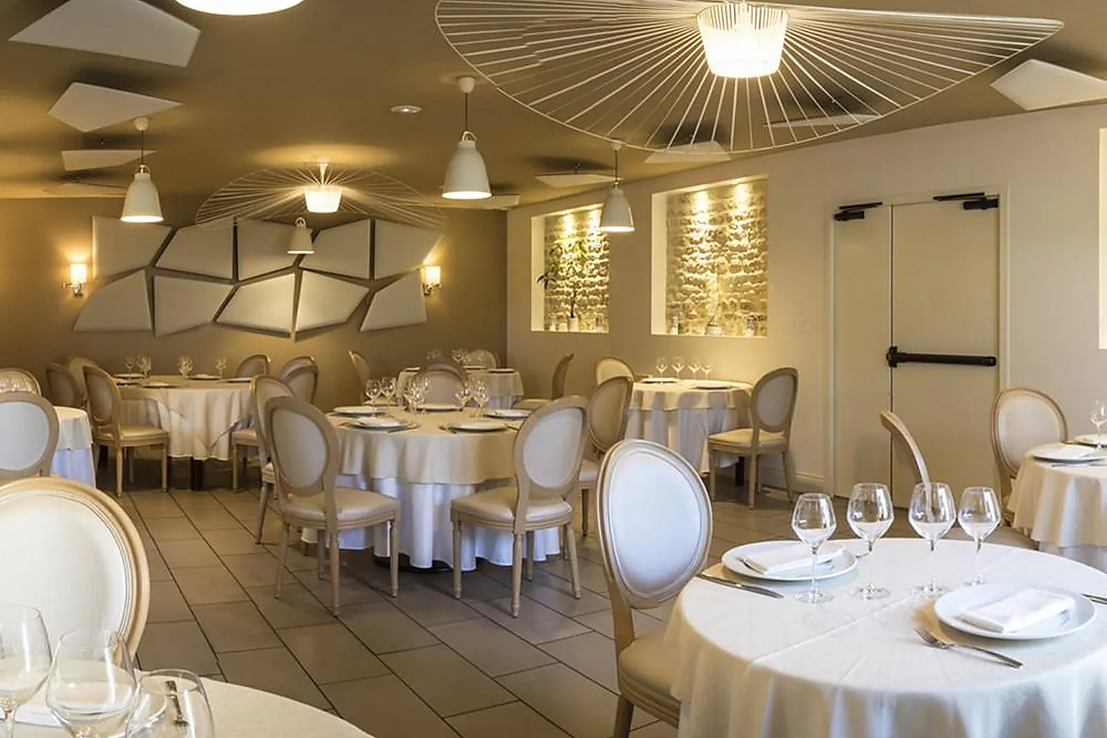 Lieux événementiels, LA VIRGULE