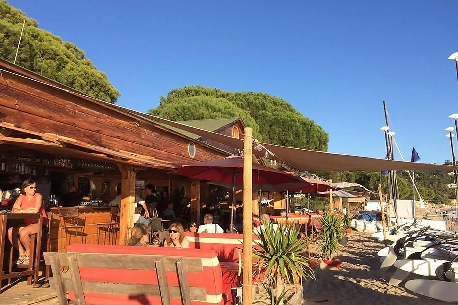 Lieux événementiels, LA VOILE DE CAVALIÈRE