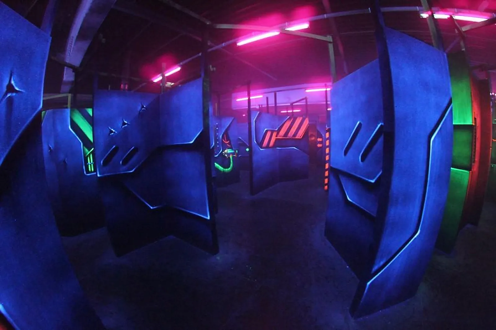 Lieux événementiels, LASERMAXX 74
