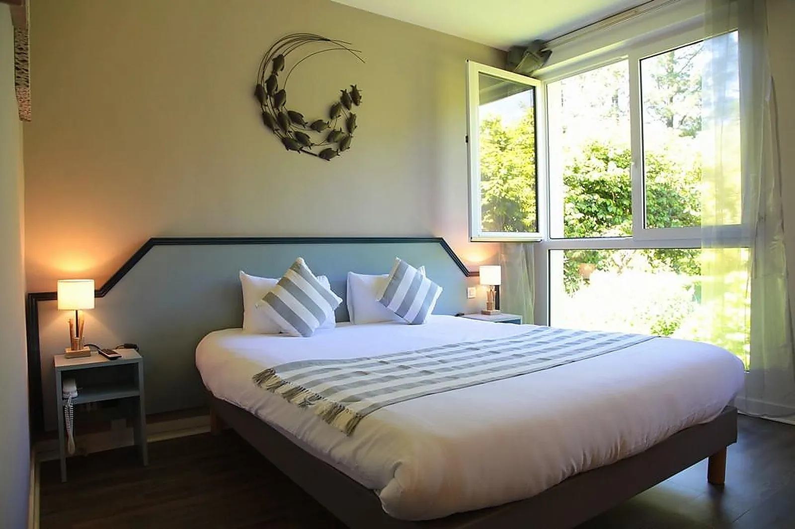 Lieux événementiels, LATITUDE OUEST HÔTEL RESTAURANT SPA