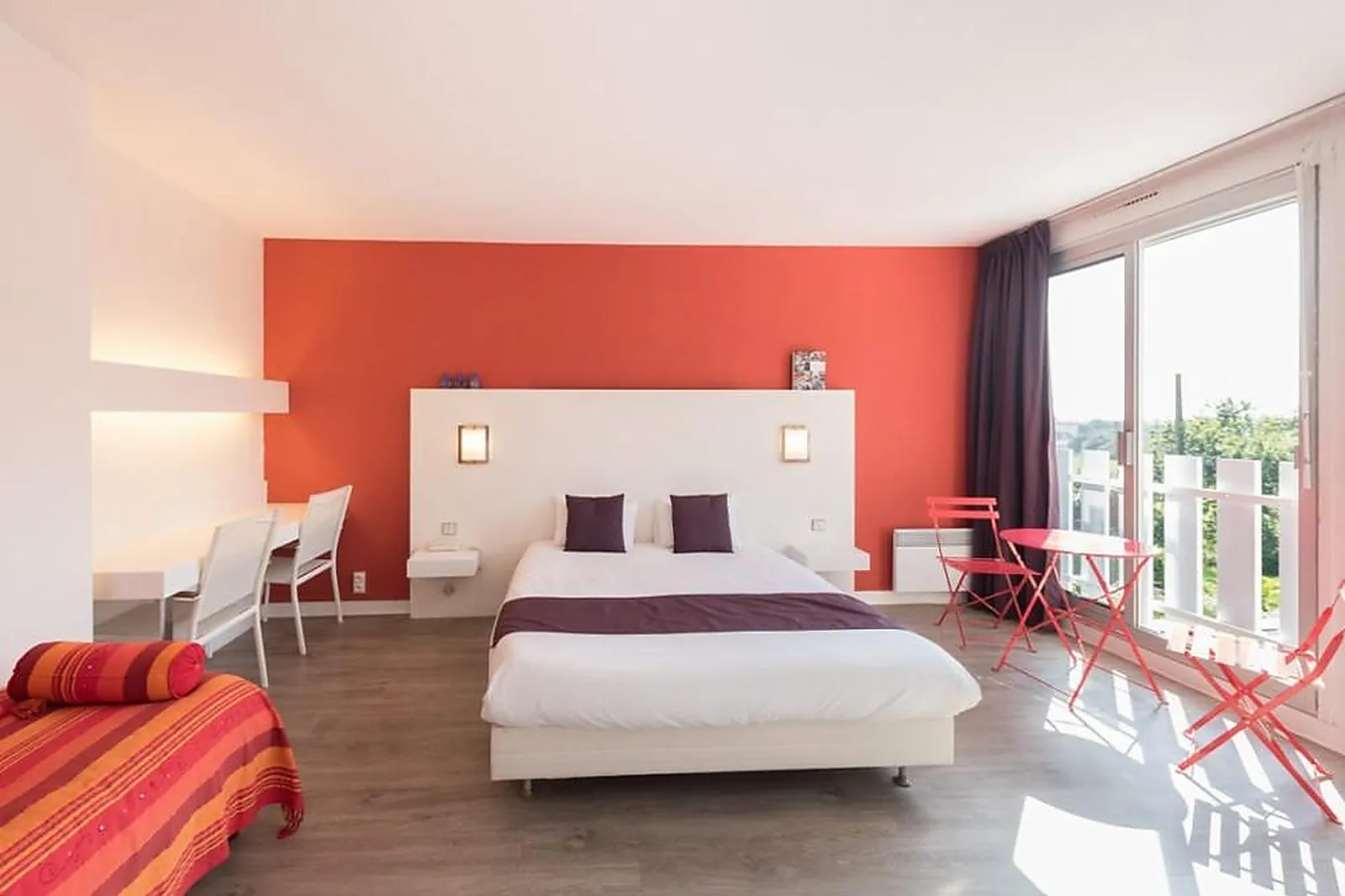 Lieux événementiels, LATITUDE OUEST HÔTEL RESTAURANT SPA