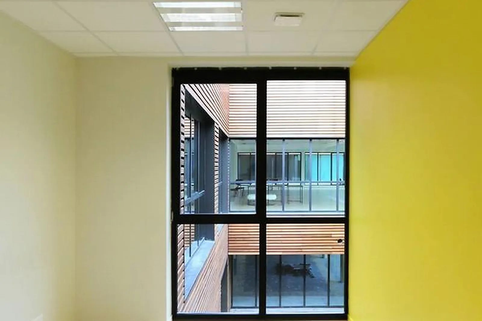 Lieux événementiels, LE 111