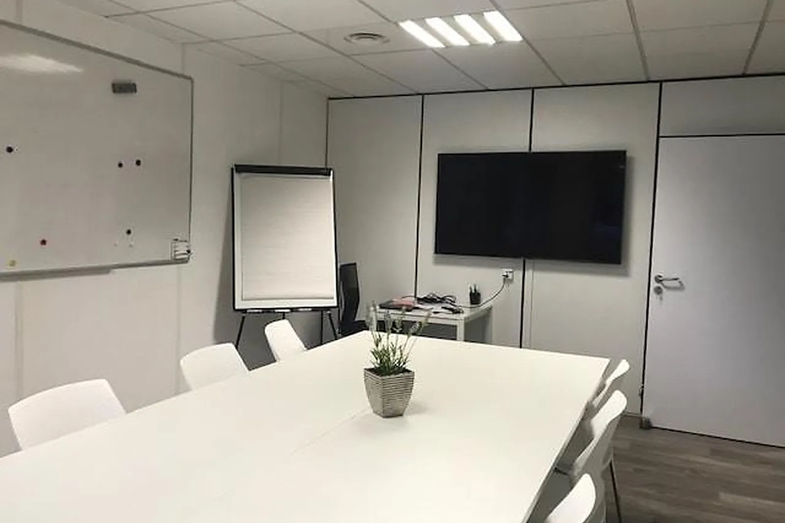 Lieux événementiels, LE 144 GRENOBLE