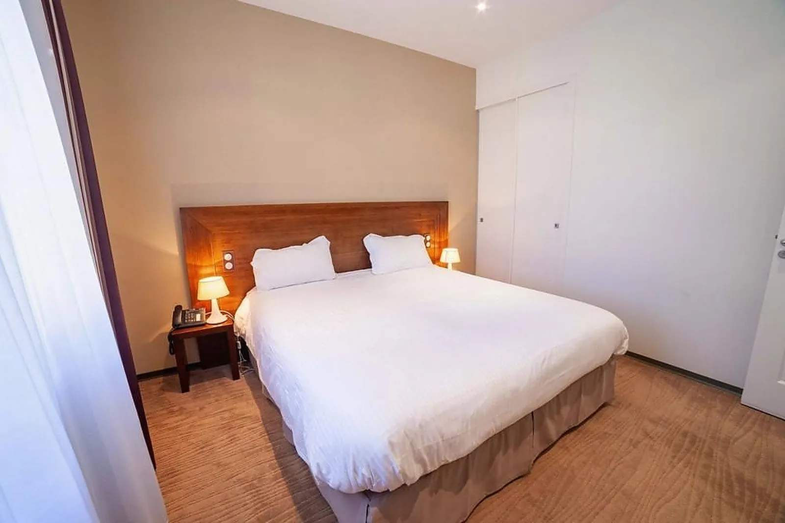 Lieux événementiels, LE 1837