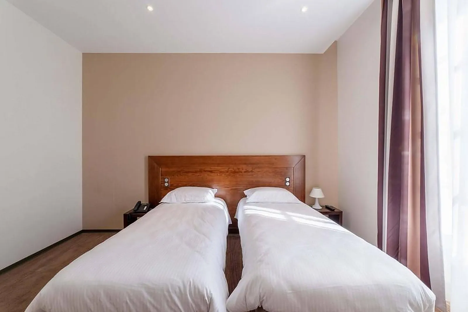 Lieux événementiels, LE 1837