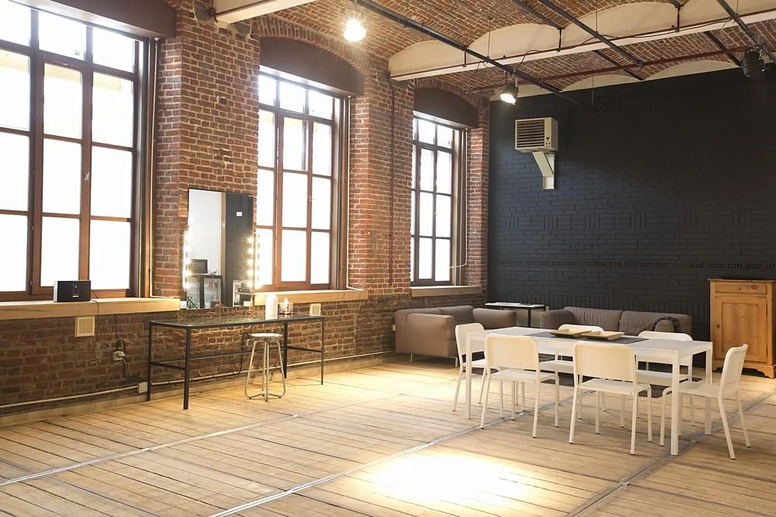 Lieux événementiels, LE 36 BIS