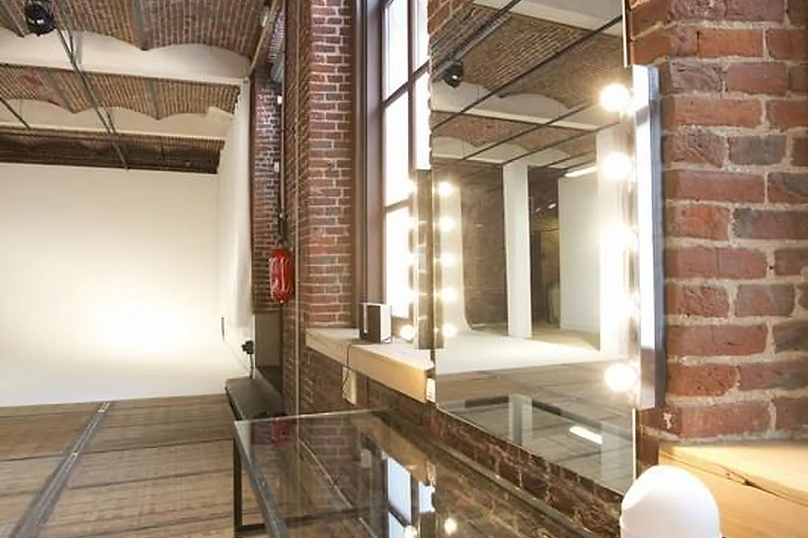 Lieux événementiels, LE 36 BIS