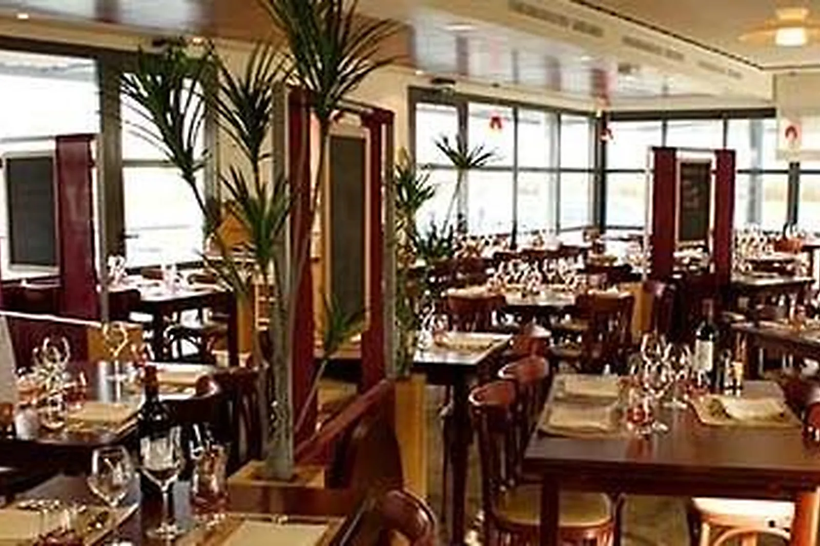 Lieux événementiels, LE 7 DE TABLE