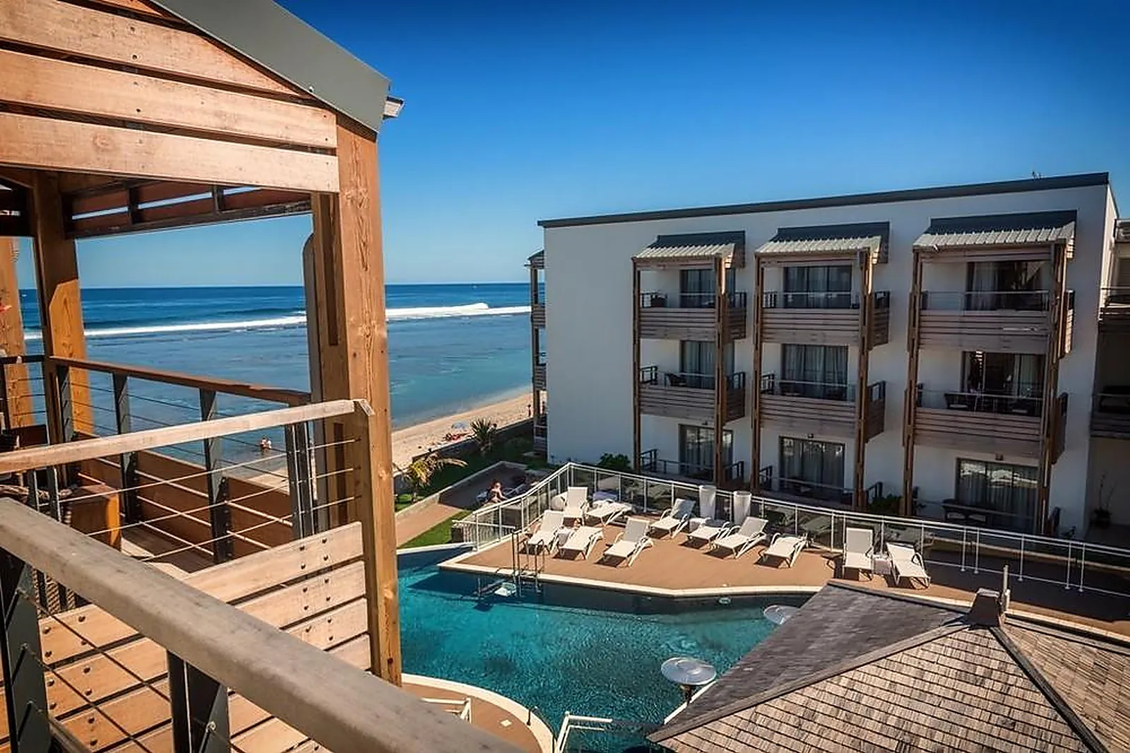 Lieux événementiels, LE BATTANT DES LAMES