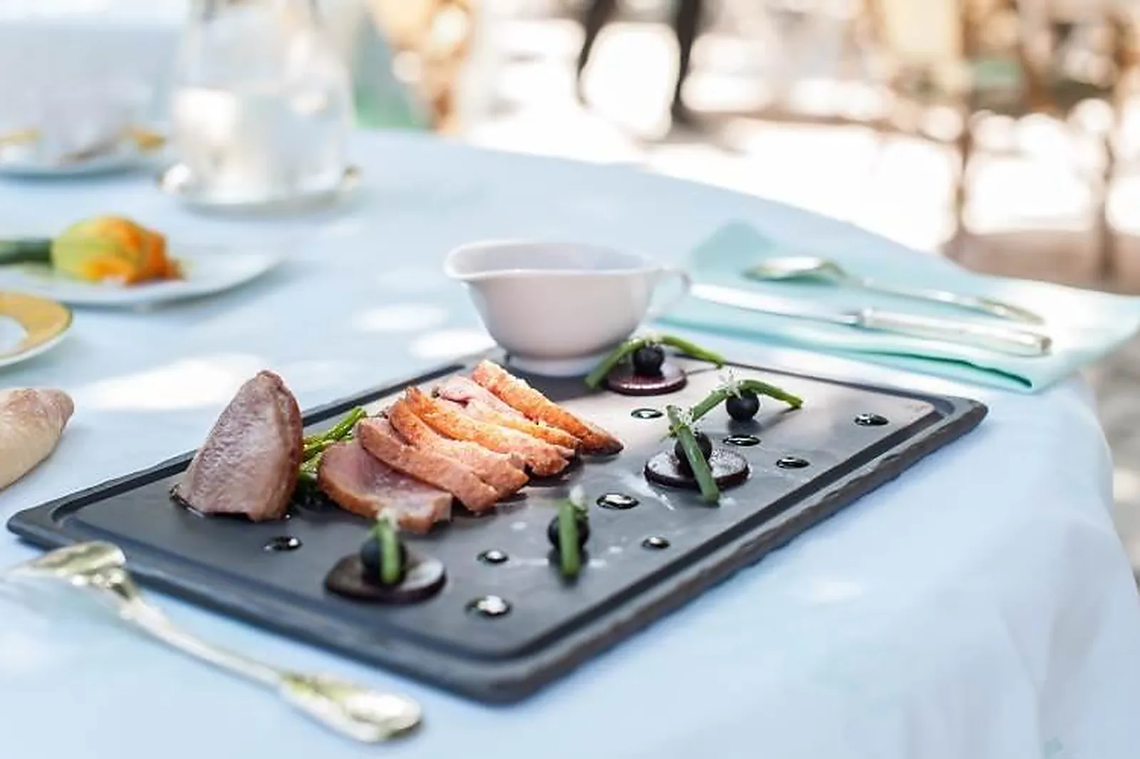 Lieux événementiels, LE BEAU RIVAGE