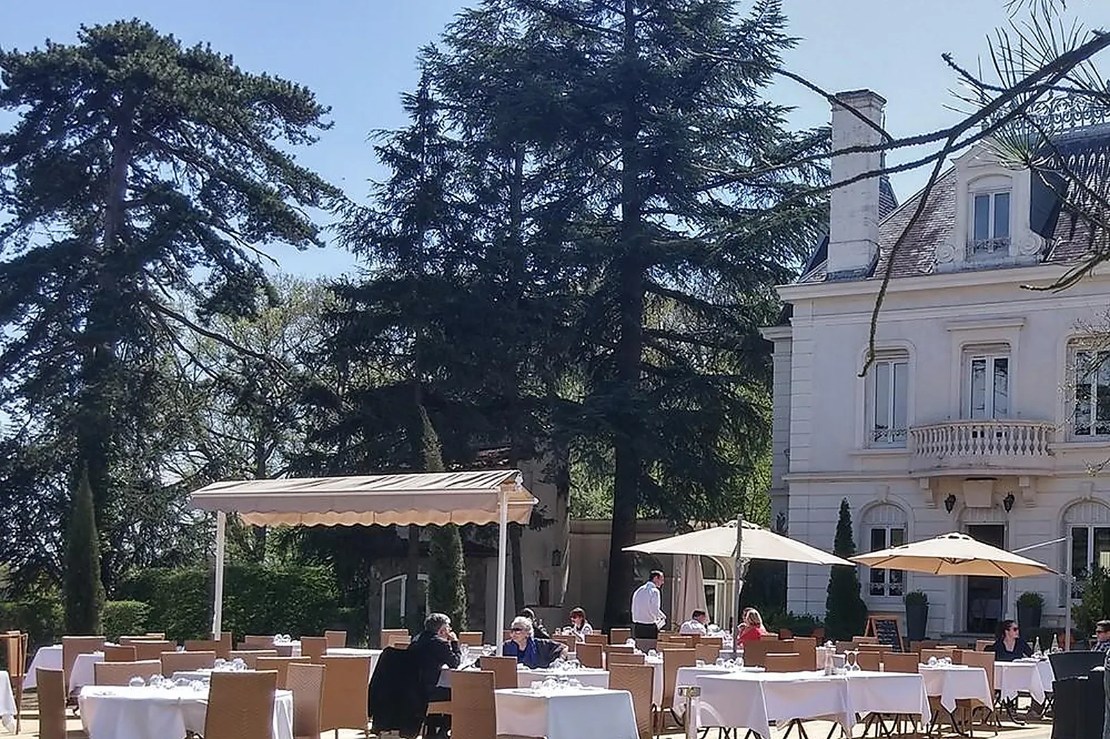 Lieux événementiels, LE BISTRO DU CHÂTEAU
