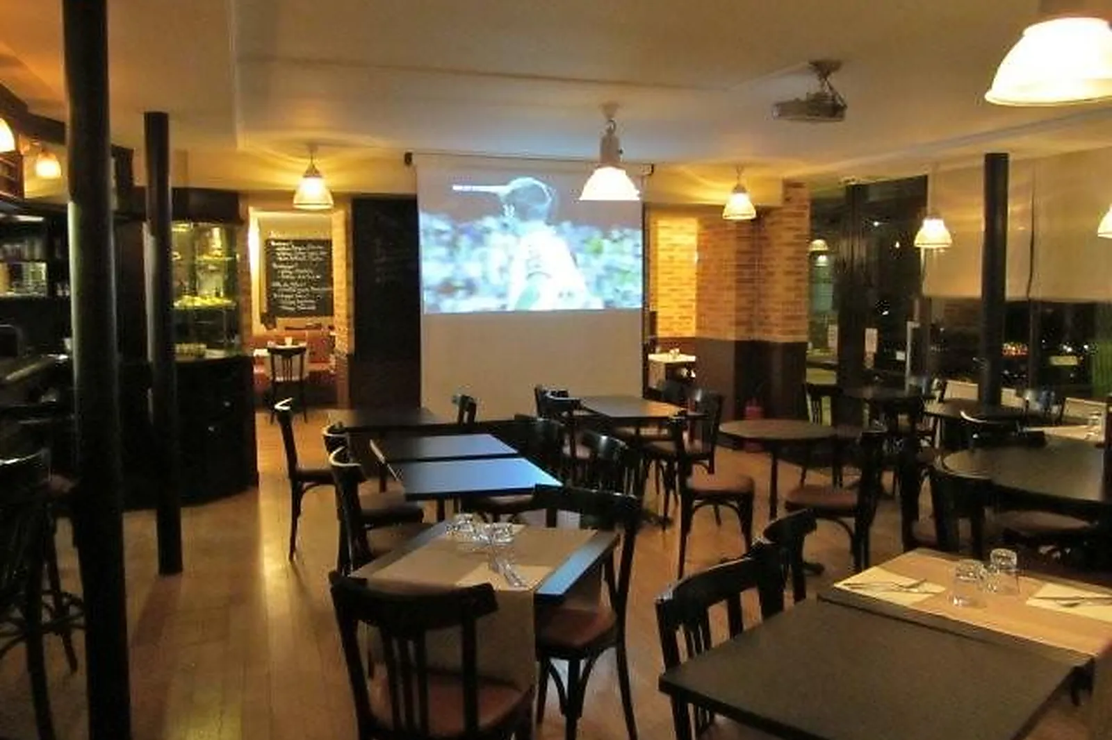 Lieux événementiels, LE BISTROT DU CROISSANT