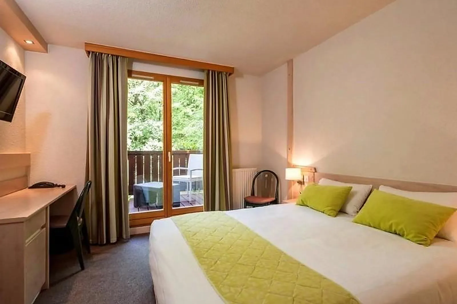 Lieux événementiels, LE BOIS DORMANT