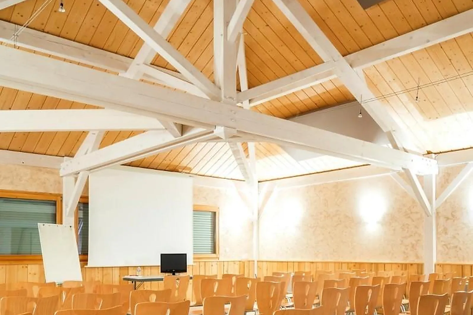 Lieux événementiels, LE BOIS DORMANT