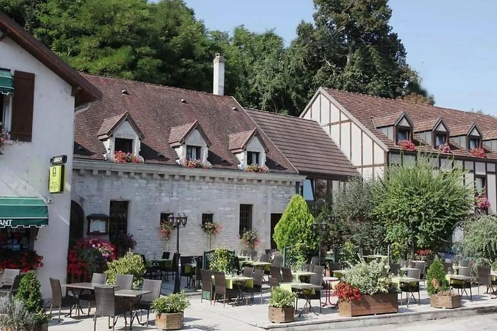 Lieux événementiels, LE BOURGUIGNON