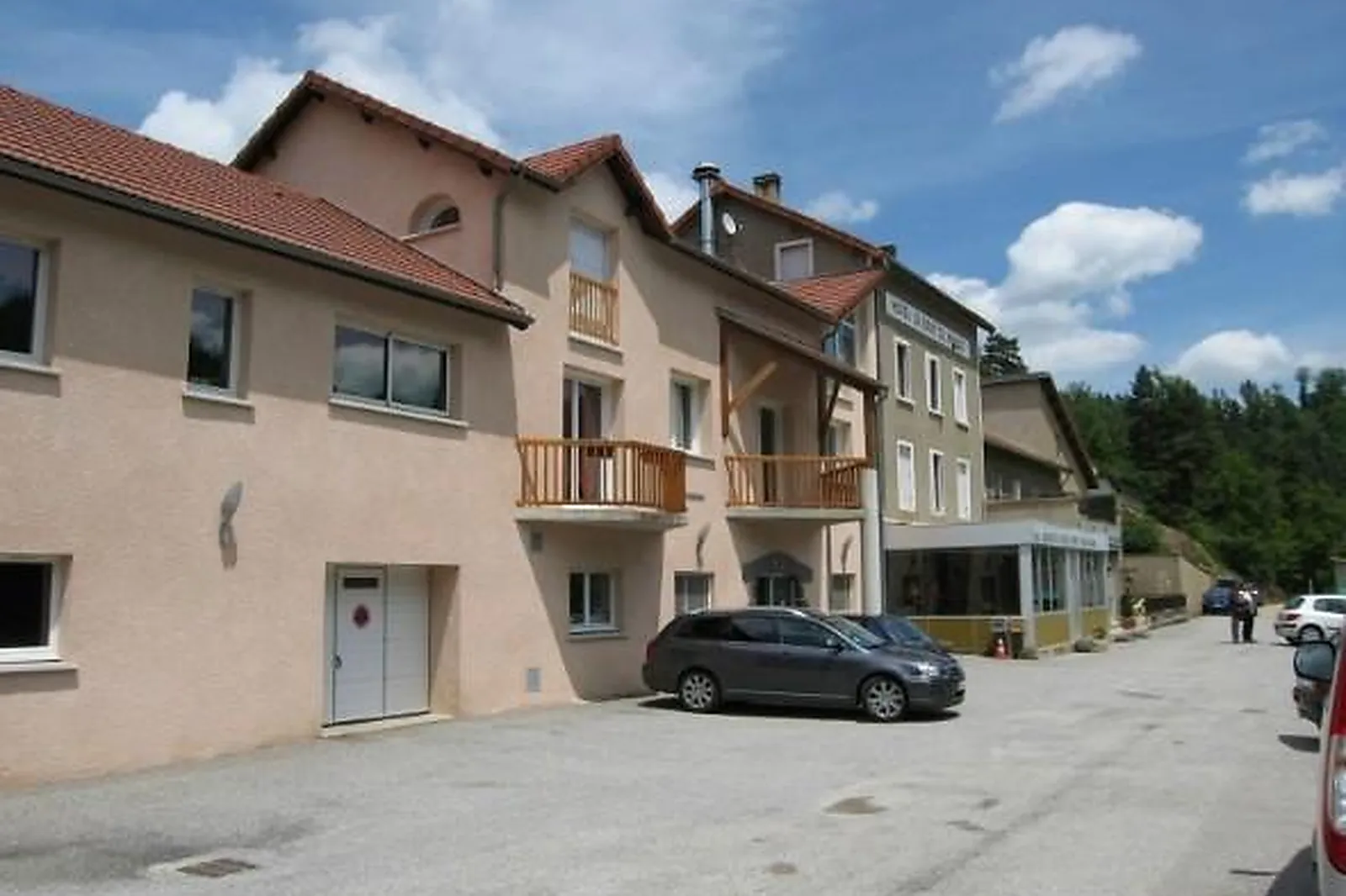 Lieux événementiels, LE BOUT DU MONDE