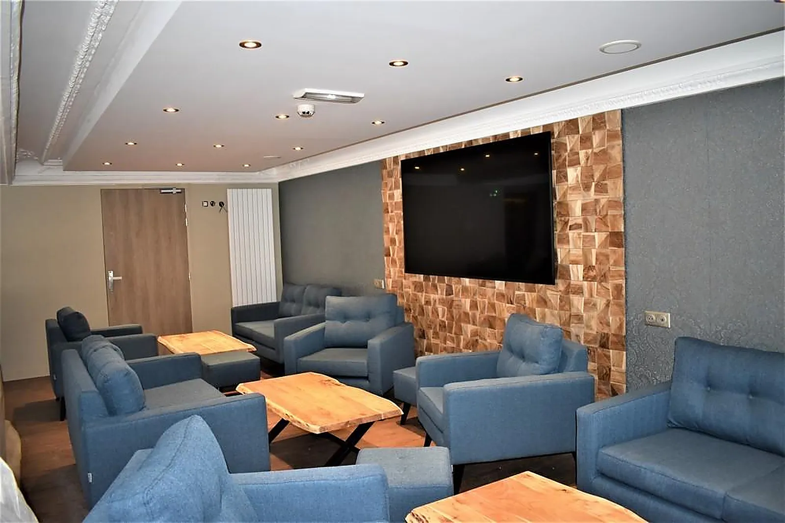 Lieux événementiels, LE CAFÉ DU THÉÂTRE