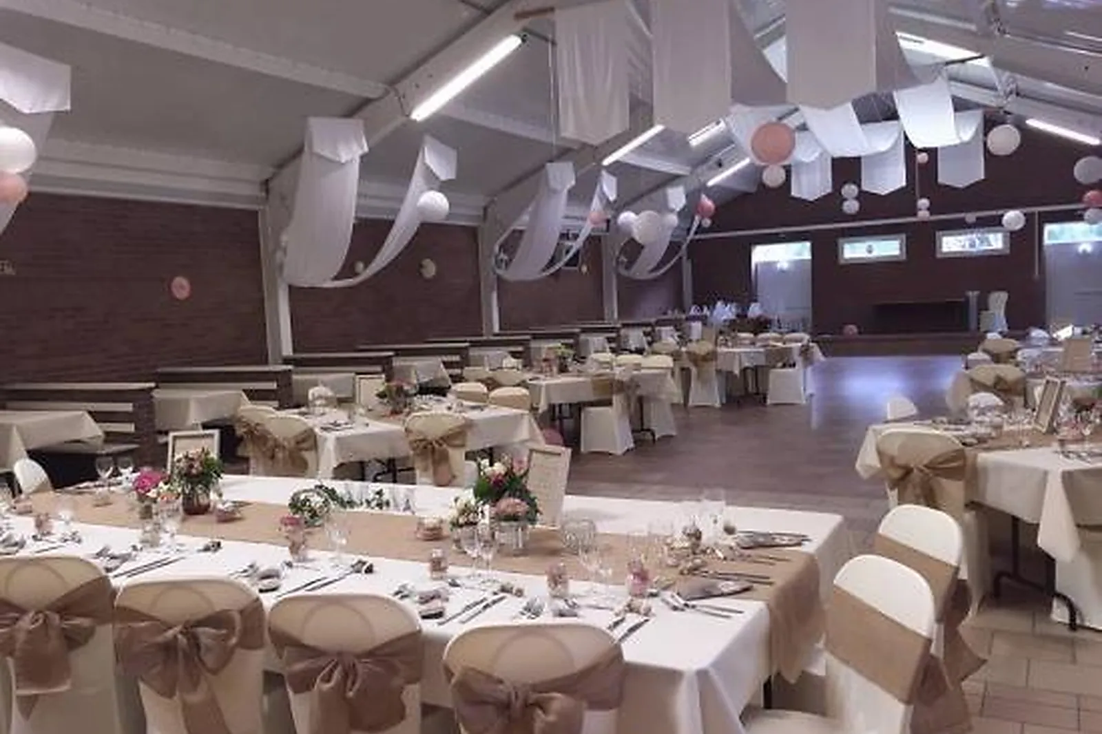 Lieux événementiels, LE CANOTIER