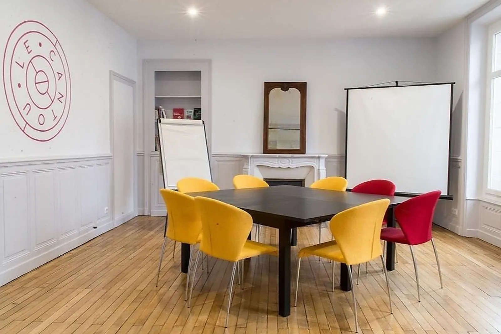 Lieux événementiels, LE CANTOU