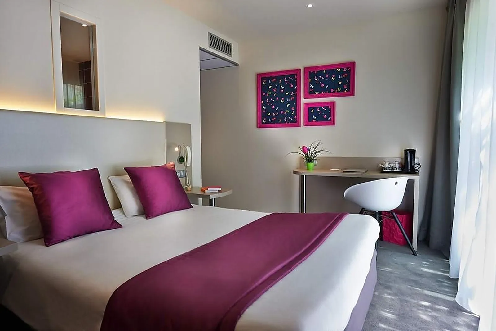 Lieux événementiels, LE CARRÉ D'ALETHIUS