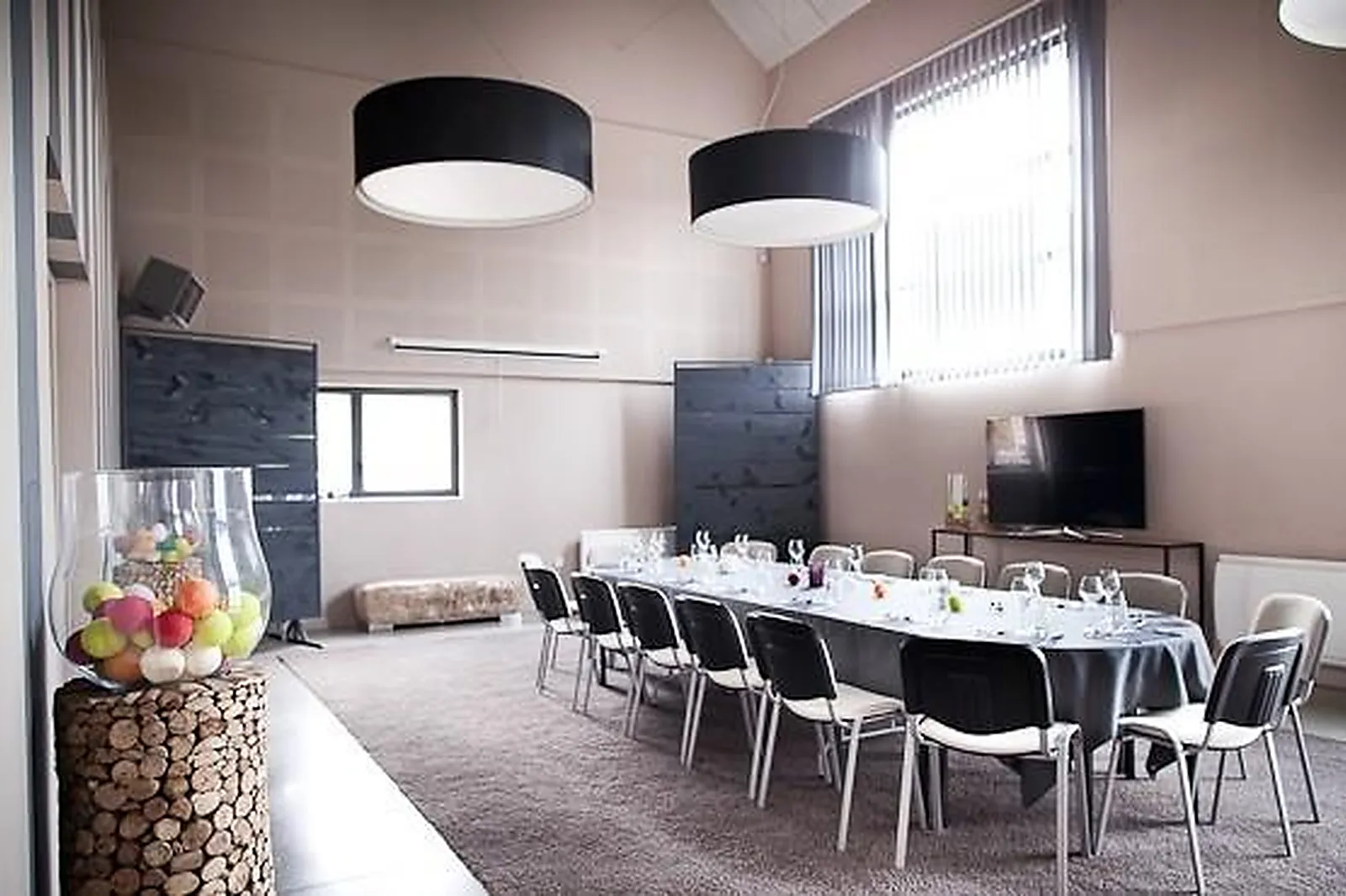 Lieux événementiels, LE CARRÉ DE RAMECOURT