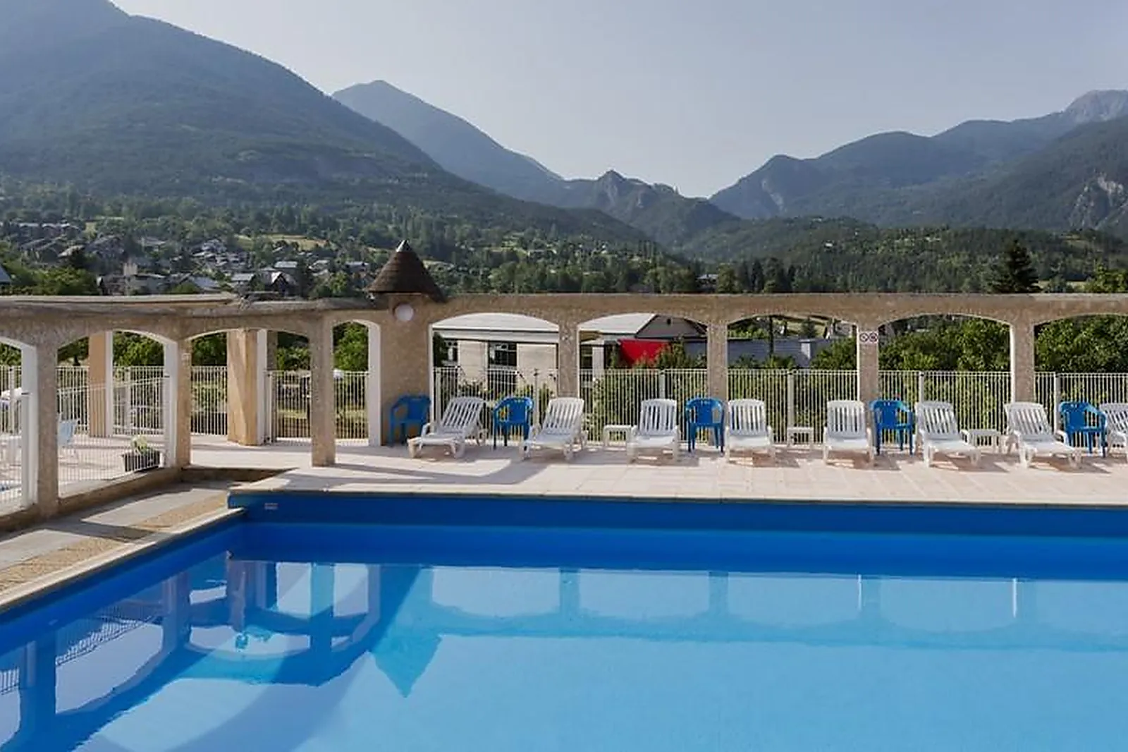 Lieux événementiels, LE CATINAT FLEURI