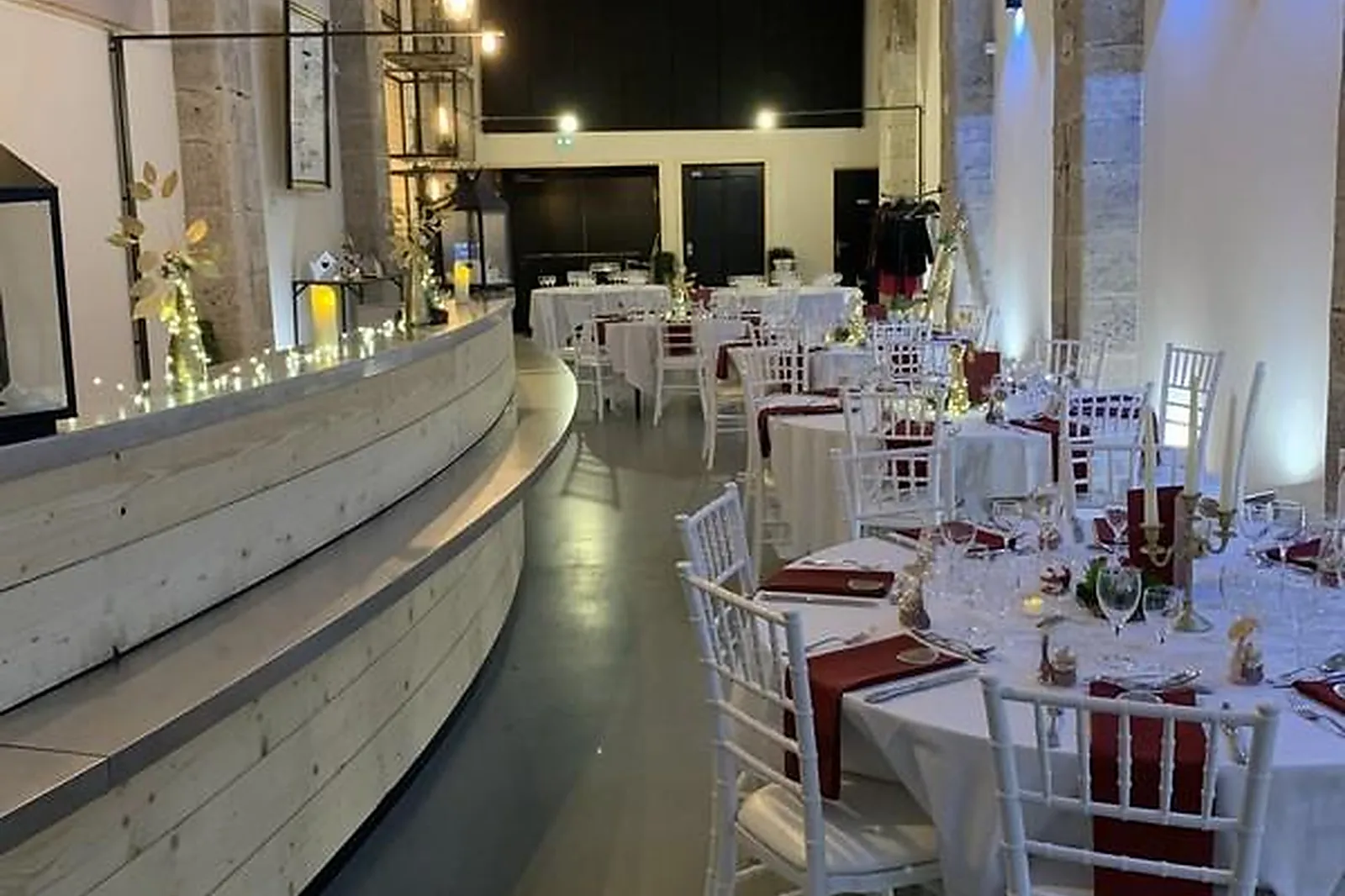 Lieux événementiels, LE CAVEAU DES DUCS