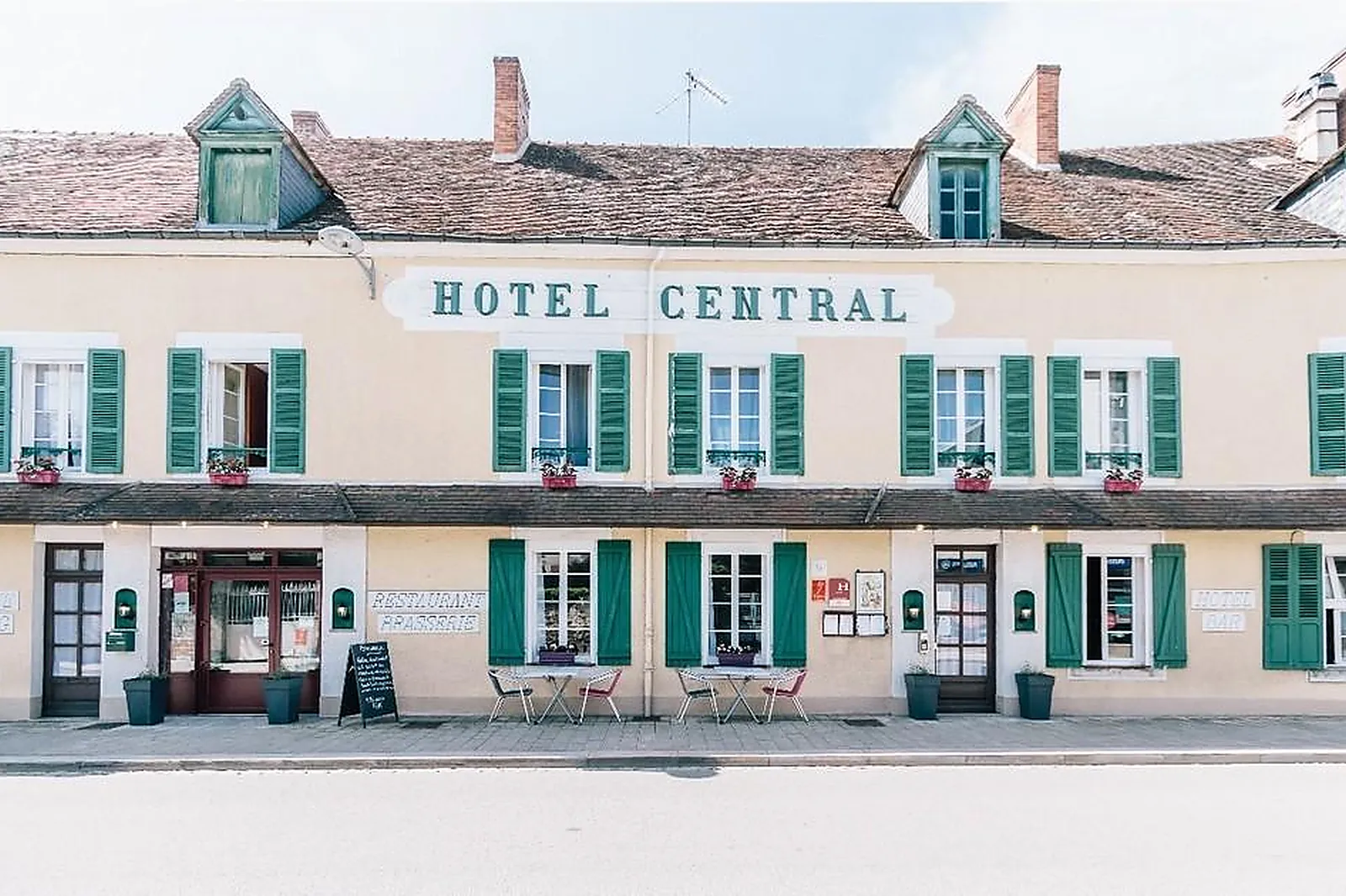 Lieux événementiels, LE CENTRAL BOUSSAC