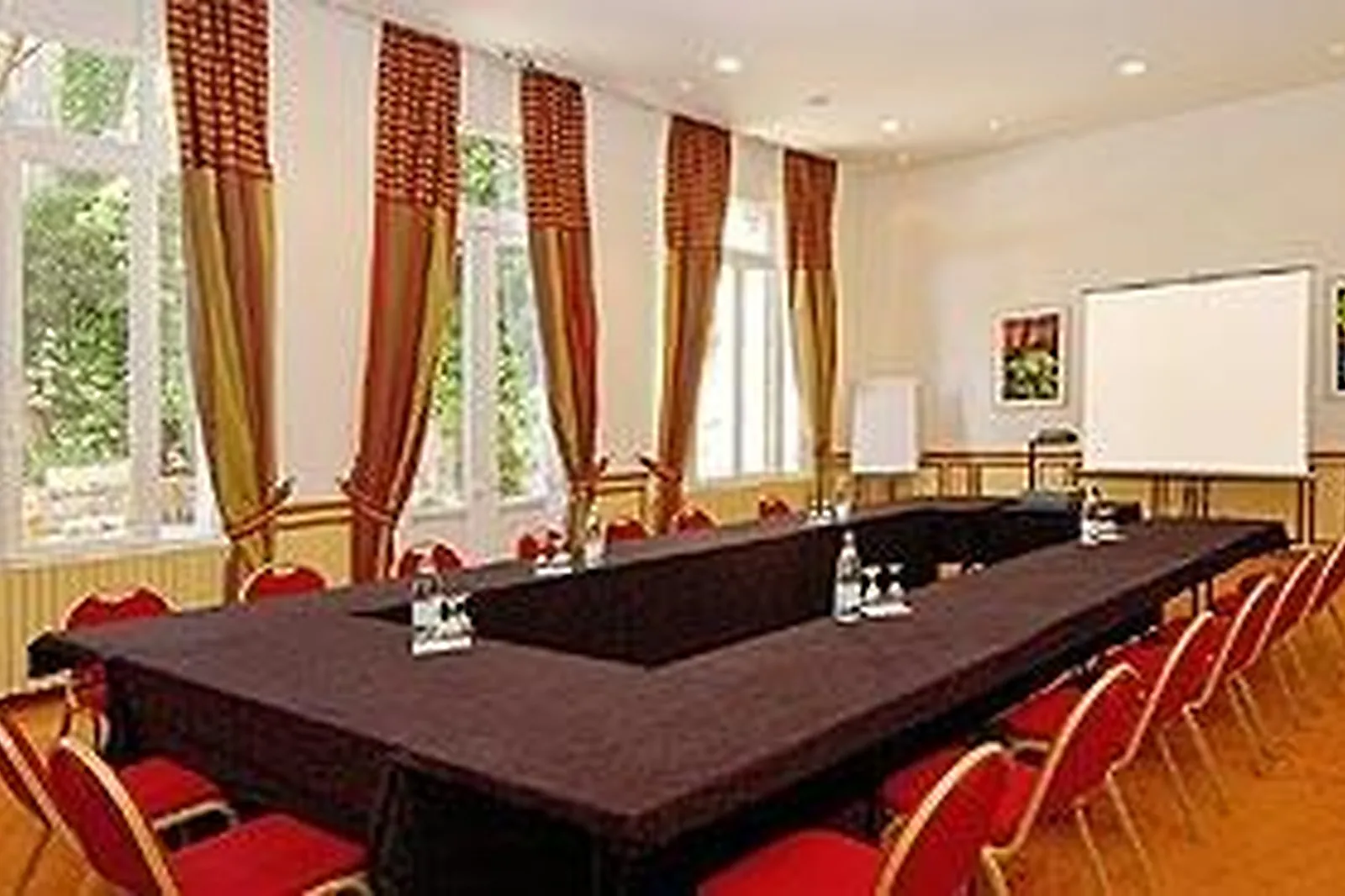 Lieux événementiels, LE CERCLE COLBERT