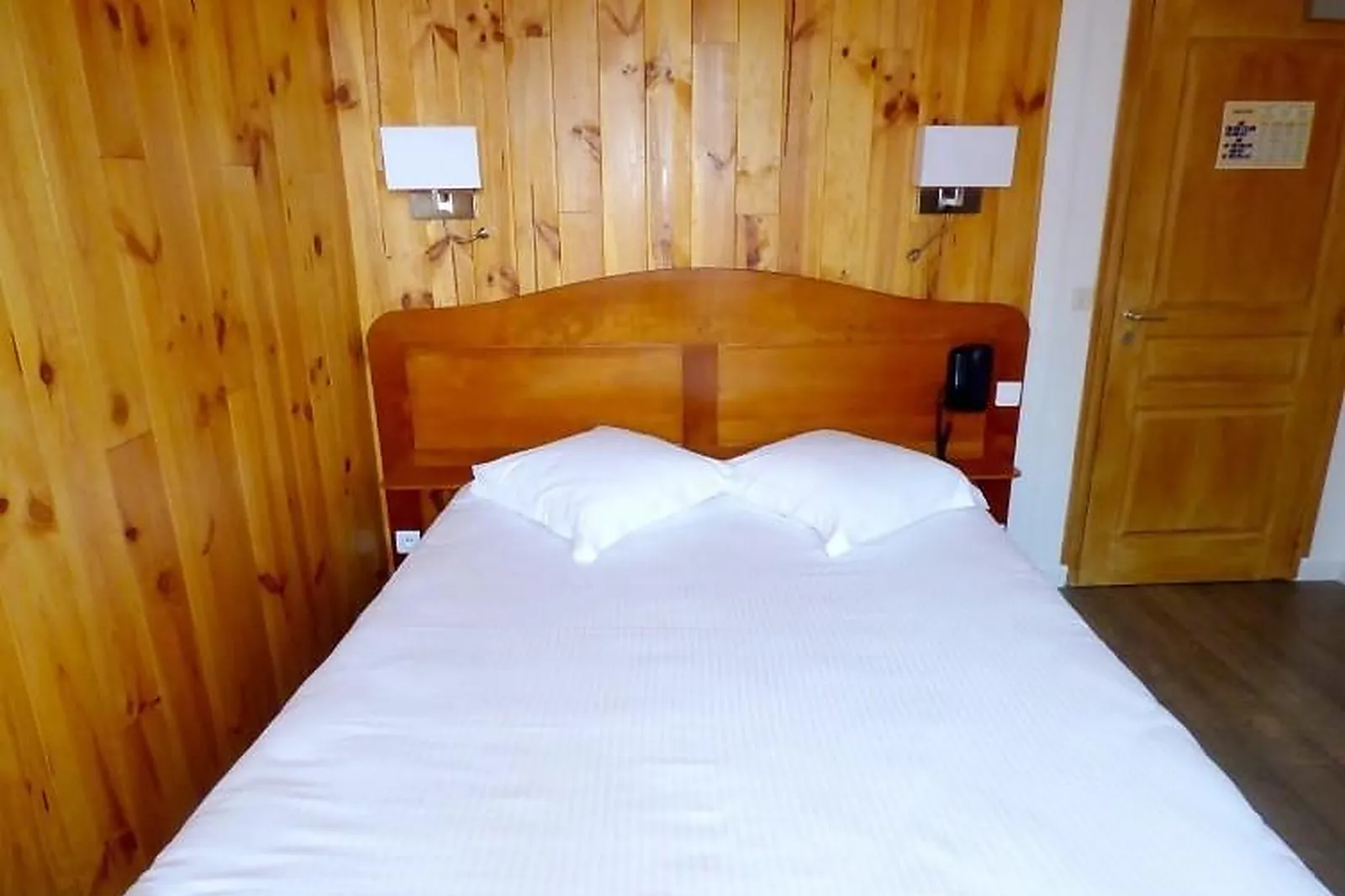 Lieux événementiels, LE CHALET DE LA FORÊT