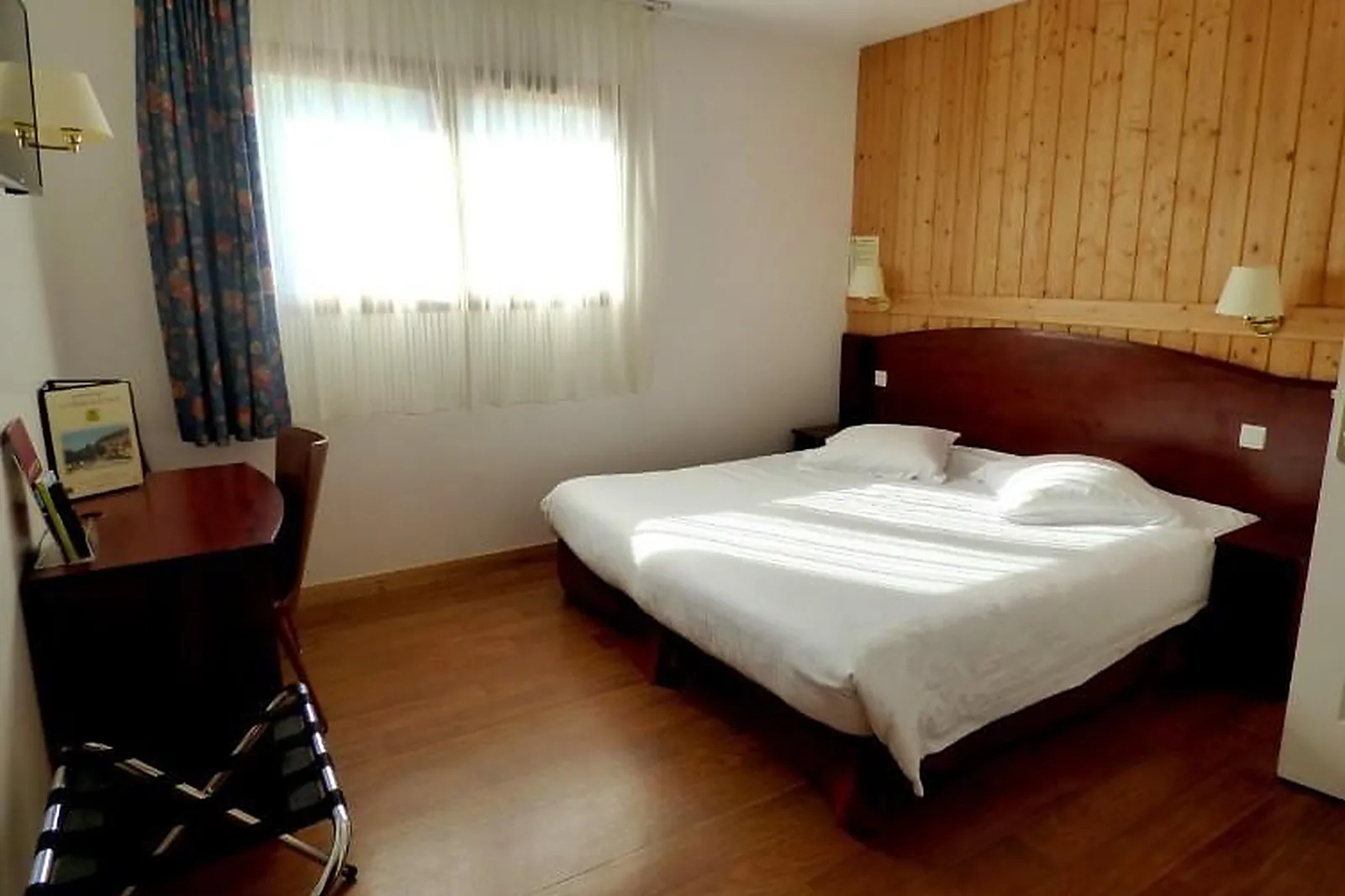 Lieux événementiels, LE CHALET DE LA FORÊT