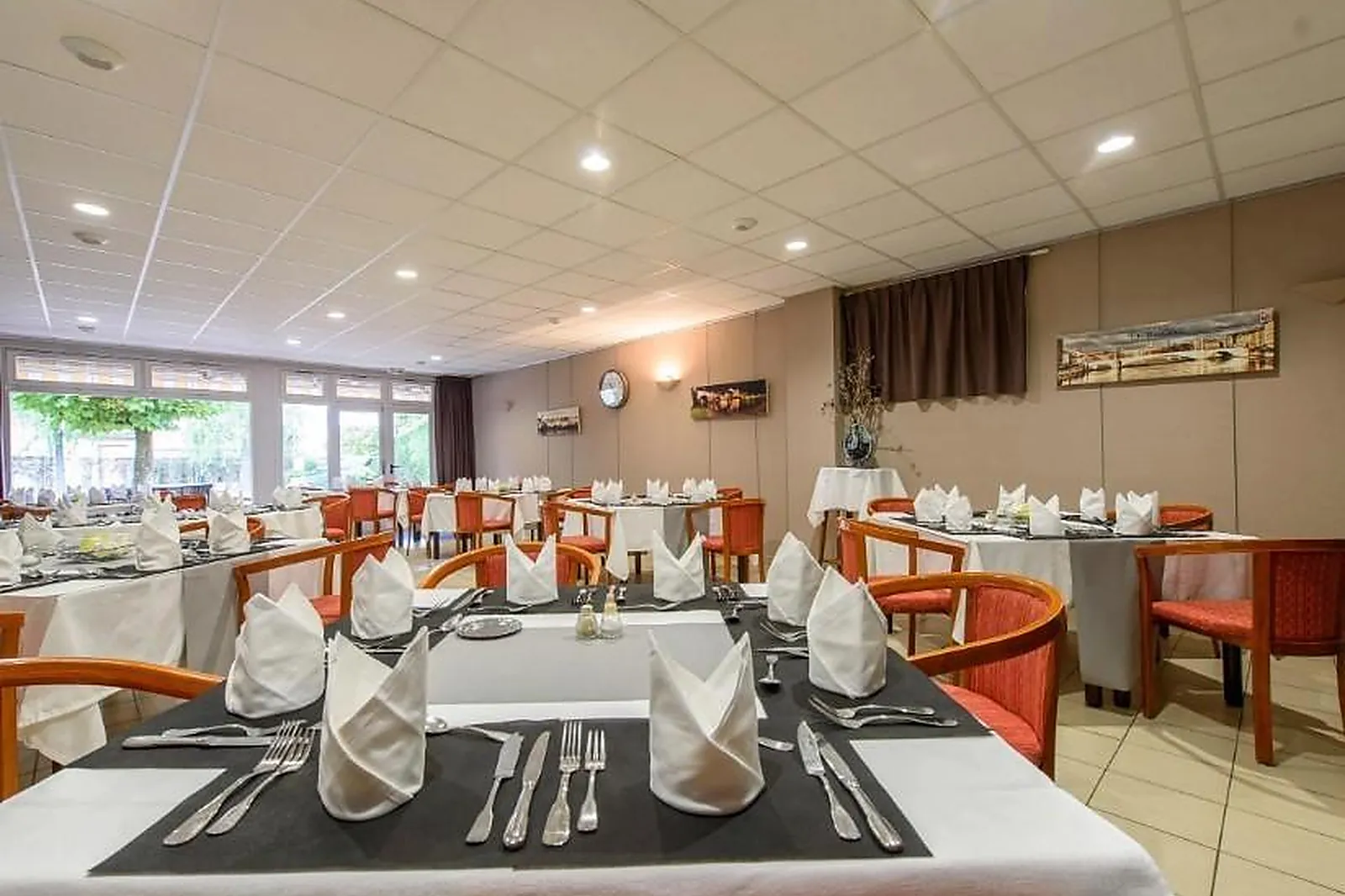 Lieux événementiels, LE CHATARD