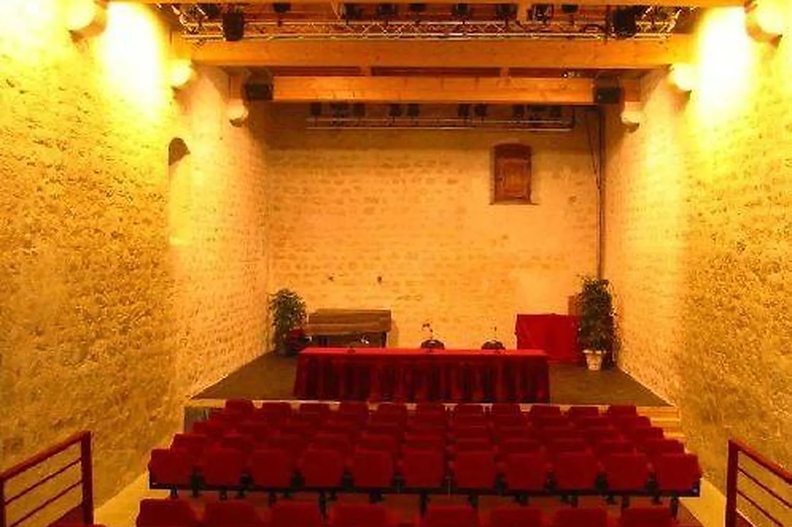 Lieux événementiels, LE CHATEAU DE FARGUES