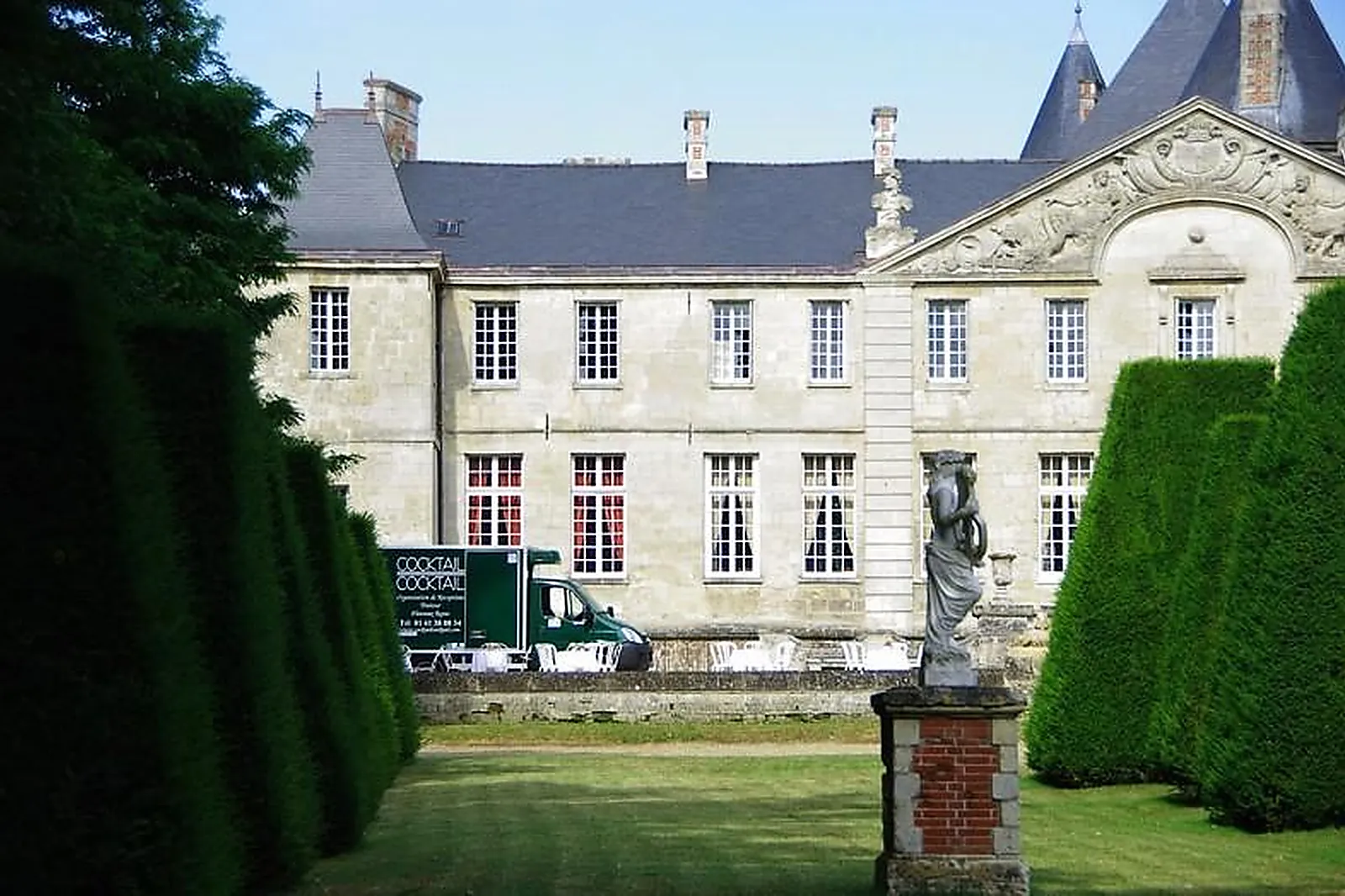 Lieux événementiels, LE CHÂTEAU DE VIC SUR AISNE