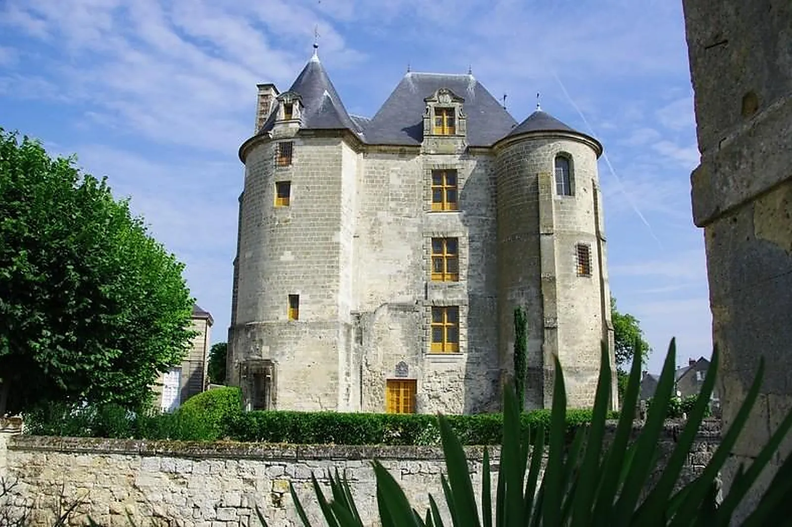 Lieux événementiels, LE CHÂTEAU DE VIC SUR AISNE