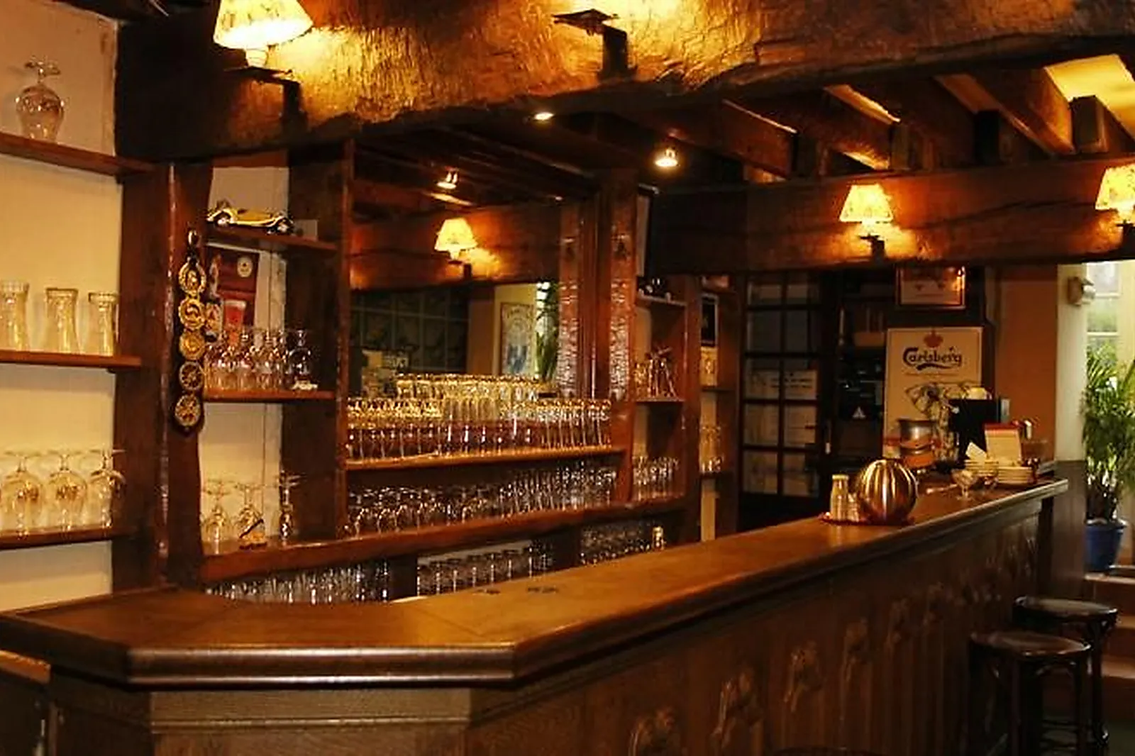 Lieux événementiels, LE CHÊNE PENDRAGON