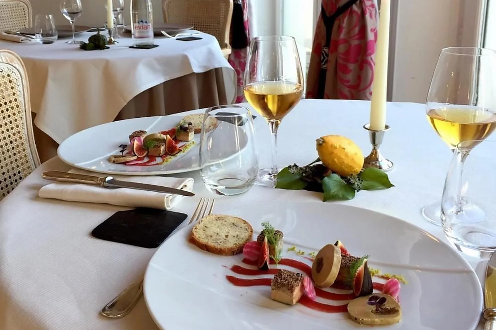 Lieux événementiels, LE CHEVAL BLANC