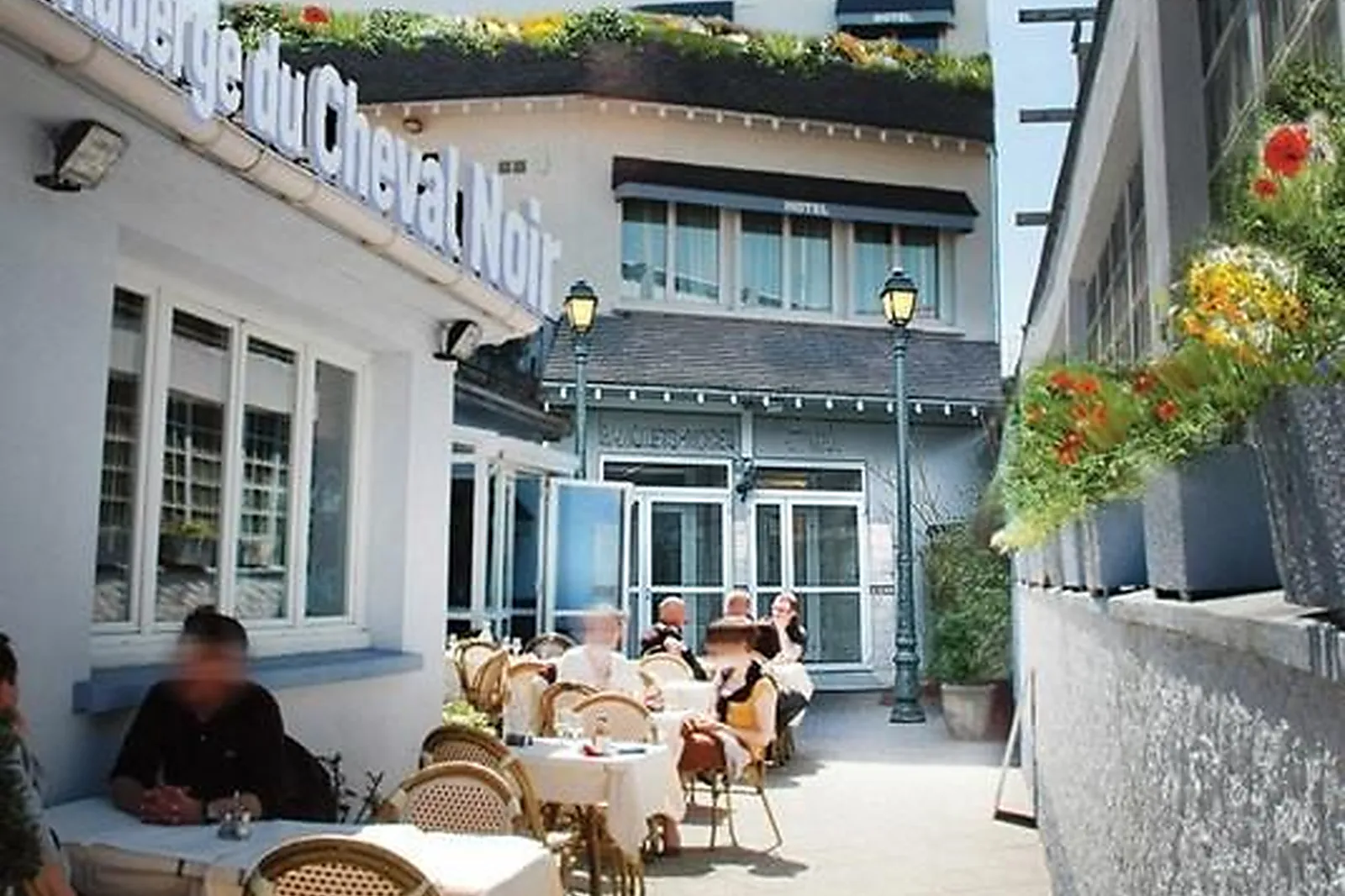 Lieux événementiels, LE CHEVAL NOIR