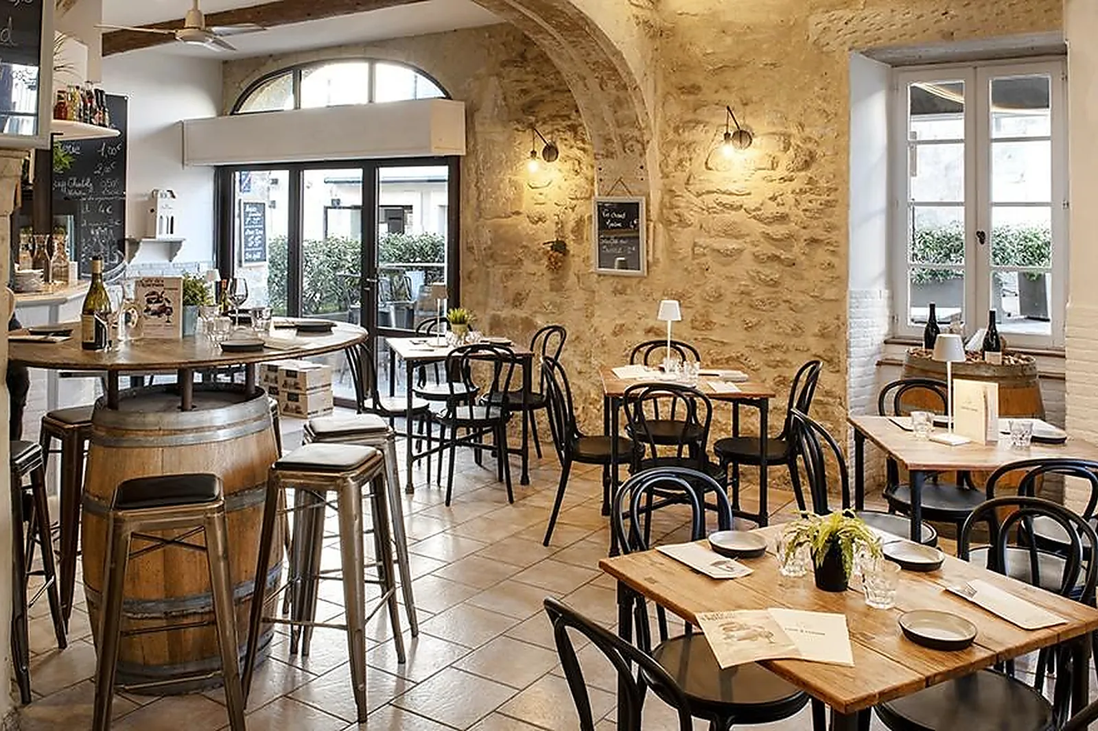 Lieux événementiels, LE CLAIR DE LA PLUME