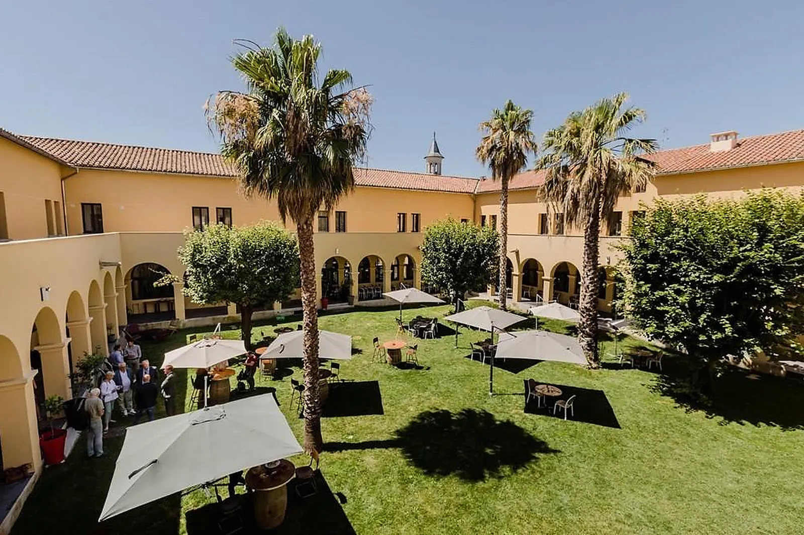 Lieux événementiels, LE CLOÎTRE